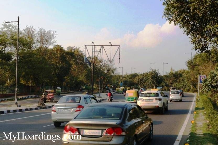 Best outdoor advertising company Vijay Ghat Towards Lutian Bridge New Delhi, Advertisement rates in Delhi
